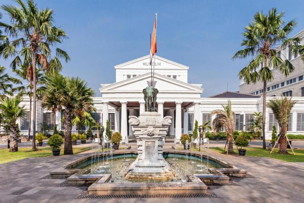 Oyo 3894 Karunia Muslim Syariah Hotel Jakarta Exterior foto